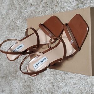 Beautiful Steven Madden stilettos